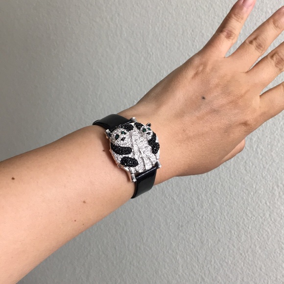 🖤Victoria Wieck Crystal panda 🐼 watch - Picture 1 of 17